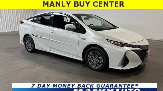 TOYOTA PRIUS PRIME 2017 JTDKARFP6H3066643 image